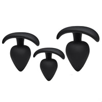 Explore deep sensations with these Plugs men, perfect for training your anus. Ideal for BDSM scenarios and using with sex toys.