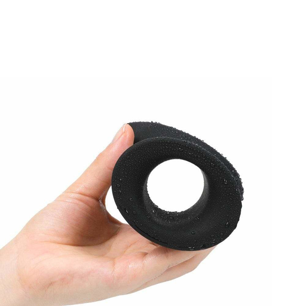 The hollow design allows for enjoyable experimentation with penis or other sex toys. Large plugs offer a satisfying stretch during use.